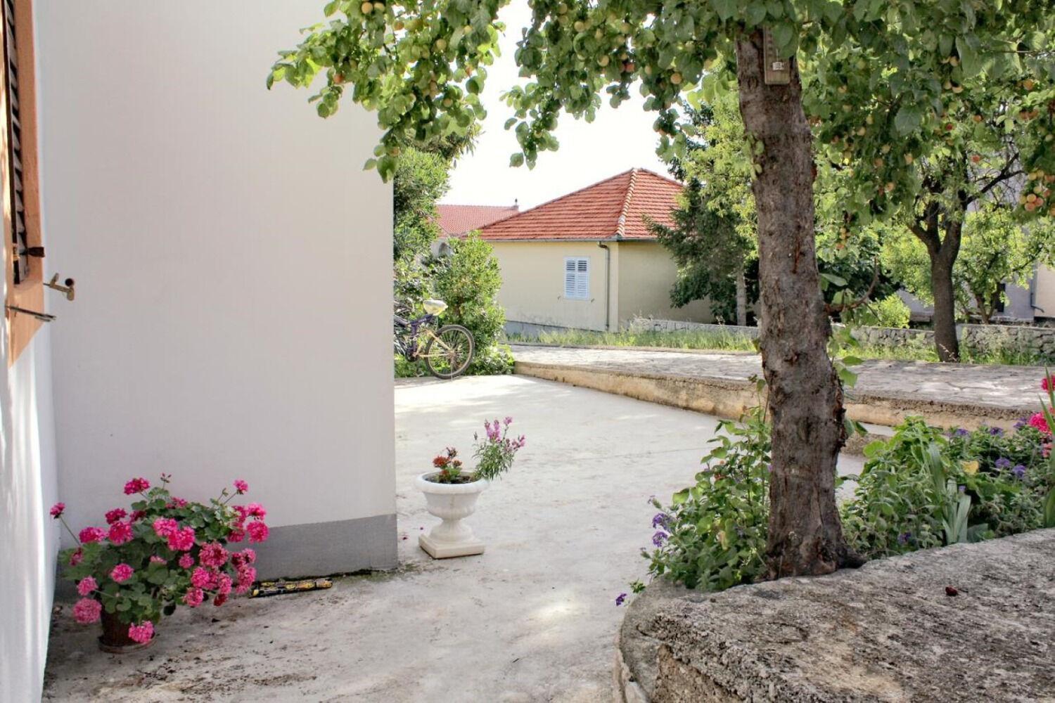 Apartments Slavica - Free Parking Jezera Esterno foto