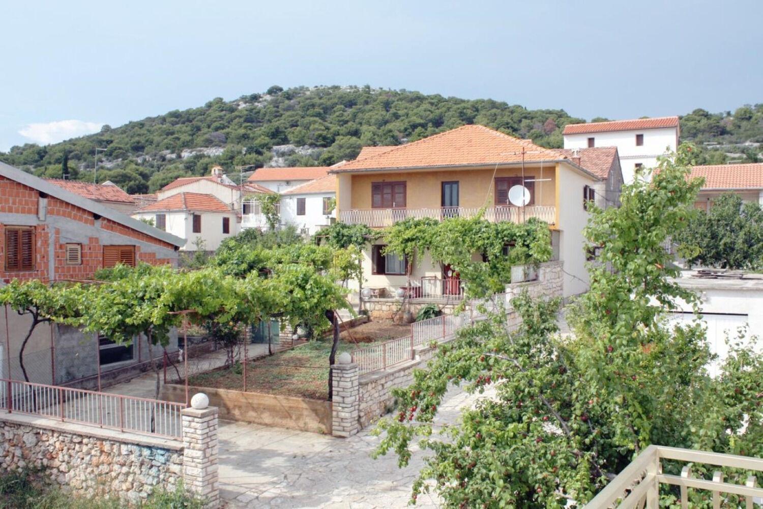 Apartments Slavica - Free Parking Jezera Esterno foto